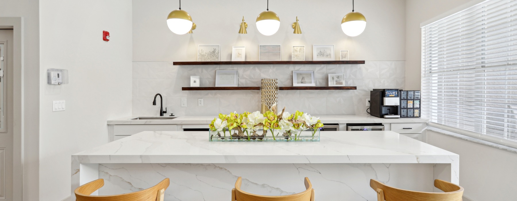 Clubhouse Kitchen with Coffee Bar